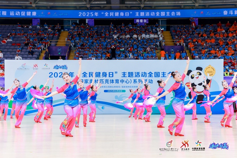 什么是“职业赌徒的家庭生活”？解析极高压力下的情感维系困境。（走进职业赌徒的家庭：极端压力下的情感维系难题）