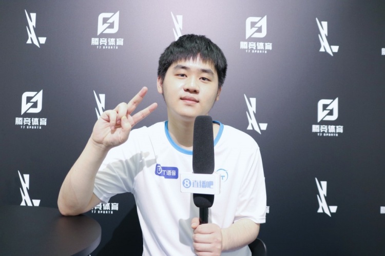 更是对整个 更是对整个